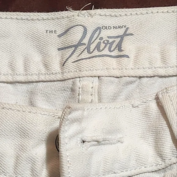 EUC Old Navy jean shorts - Picture 6 of 7